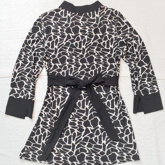🐱J.T.B. Animal Print Black & White Tunic Top - Picture 3 of 4